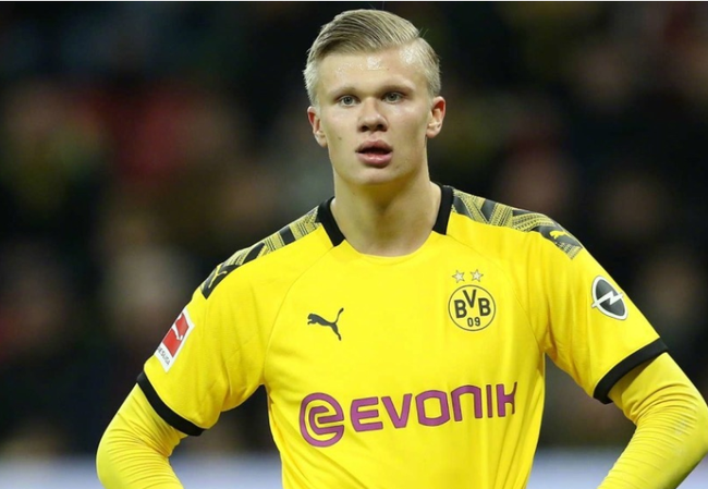 梅西：布斯克茨的退役我们之前讨论过，阿尔巴退役完全是晴天霹雳