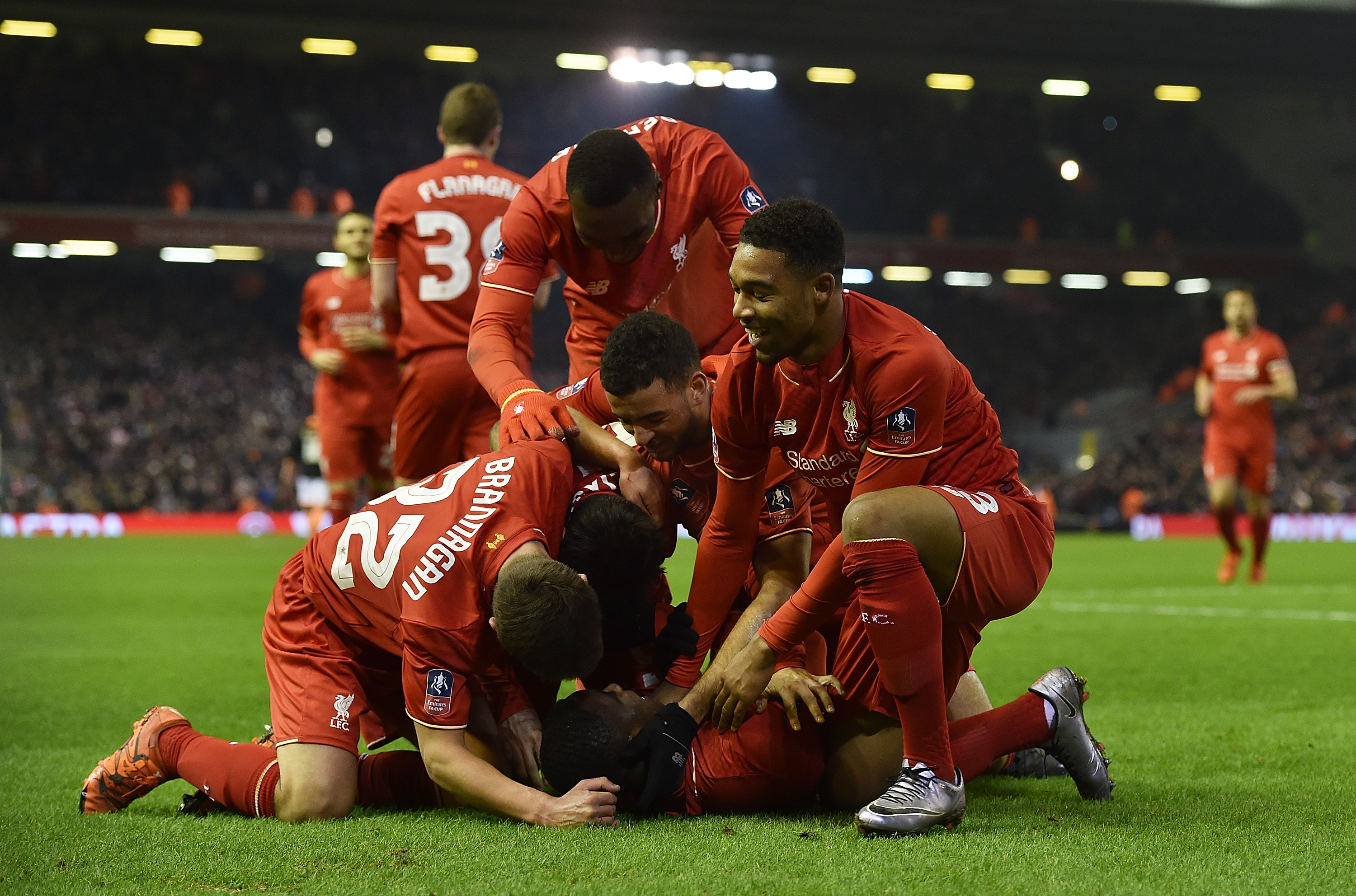 格策再遇弗里克，欧冠对决引回忆