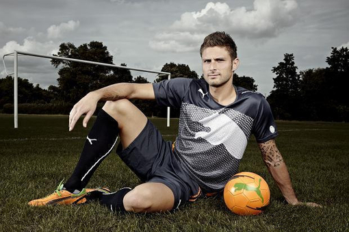 半场：尤文0-0都灵，比赛平淡，双方机会不多