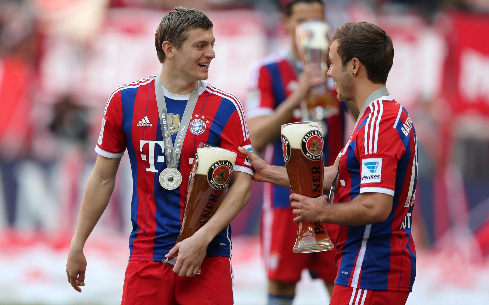 皇马客场3-0大胜毕尔巴鄂竞技，姆巴佩2射1传，阿诺德调整阵容提升中场硬度，终结三连平。