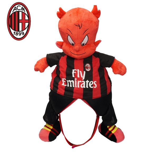 欧冠赛场精彩瞬间：巴萨2-1战胜拜仁,