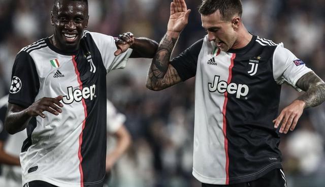 如愿以偿！邵佳一曾说成为国足主帅是最高梦想