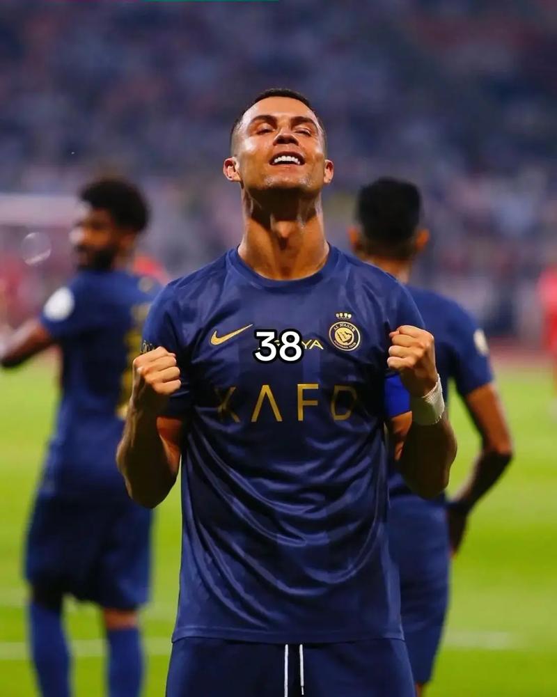 巴顿：今年的联赛第六含金量超过去年；希望有更多新人顶上来