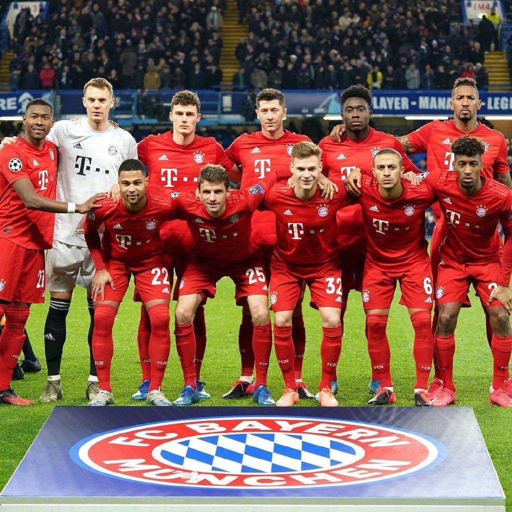 邮报：纽卡正努力与莱比锡就谢什科达成协议，球员愿意加盟